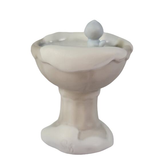 Precious Moments Sugar Town Bird Bath Figurine Enesco 150223 1995 - Picture 7 of 16